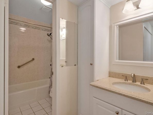 14 Bronxville Glen Drive, Bronxville NY 10708