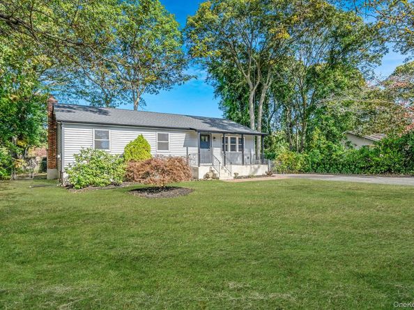 45 Arrowhead Drive, Shirley NY 11967