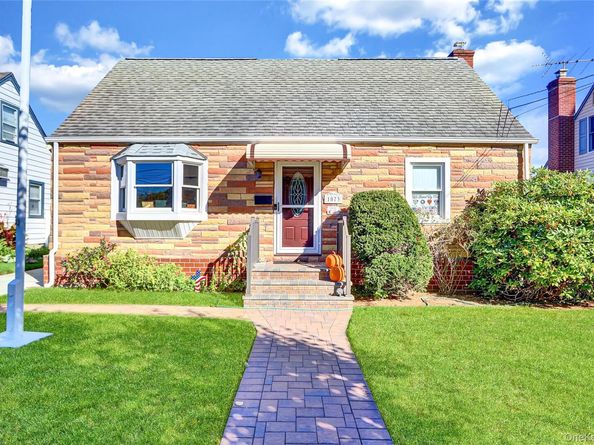 1073 Thomas Avenue, Baldwin NY 11510