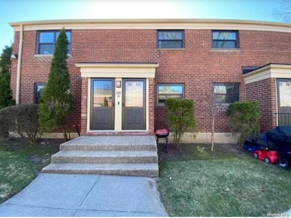 220-16 73 Avenue 013A2, Bayside NY 11364
