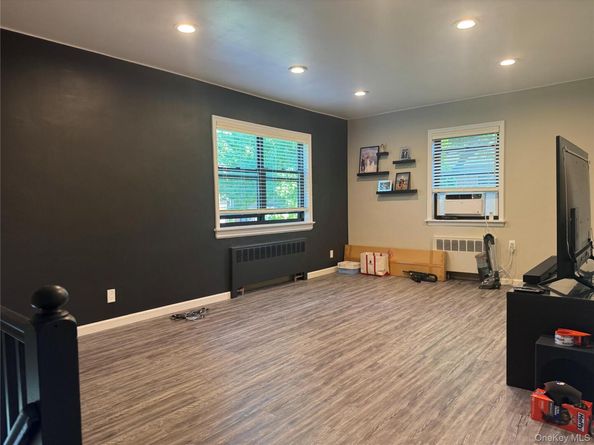 220-16 73 Avenue 013A2, Bayside NY 11364