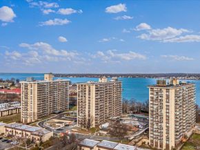 18-15 215th Street 15B, Bayside NY 11360