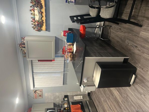 177 San Juan Drive, Hauppauge NY 11788