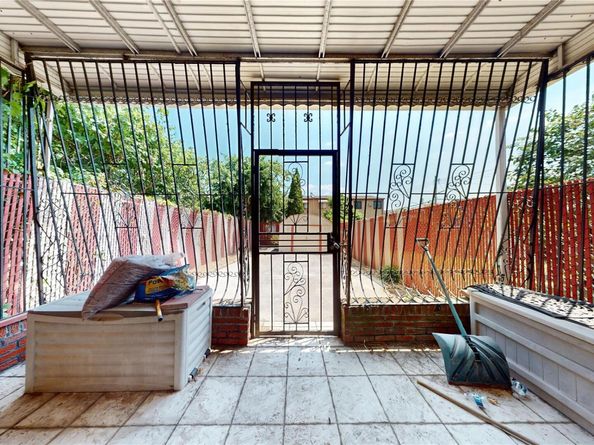 219 Berriman Street, Brooklyn NY 11208