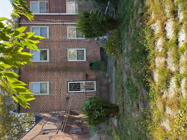 1955 Haviland Avenue, Bronx NY 10472