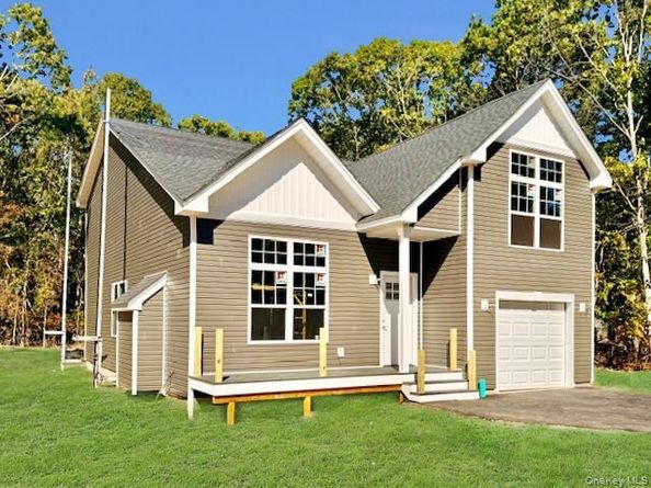 71 Palmetto Drive, Shirley NY 11967