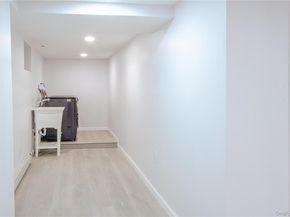 251 E Grand St, Mount Vernon NY 10552