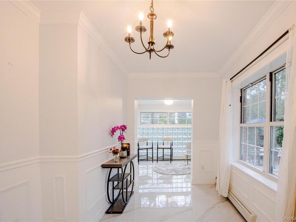 251 E Grand St, Mount Vernon NY 10552