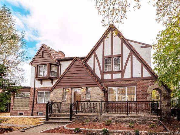 251 E Grand St, Mount Vernon NY 10552