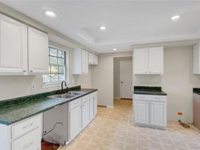 20 Gabon Lane, Coram NY 11727