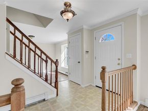 20 Gabon Lane, Coram NY 11727