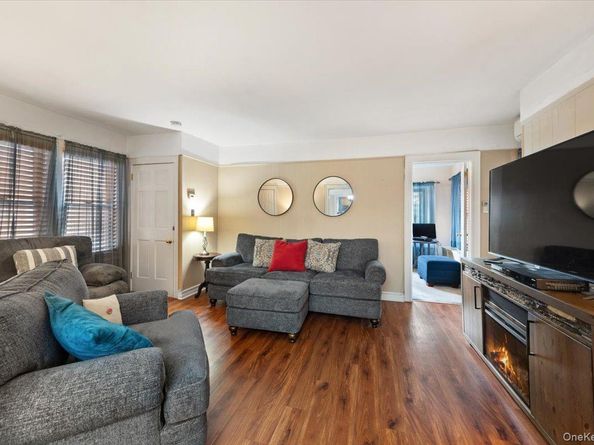 2328 Esplanade, Bronx NY 10469