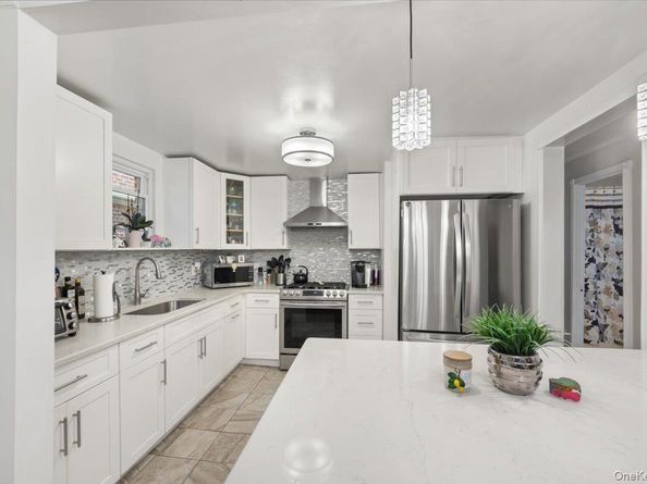 2328 Esplanade, Bronx NY 10469