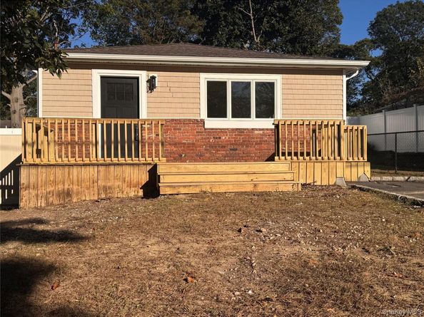 143 Belle Avenue, Ronkonkoma NY 11779