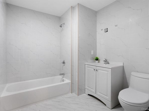 150-23 Barclay Avenue 3H, Flushing NY 11355