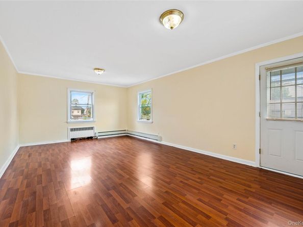 28 Elizabeth Avenue, Hempstead NY 11550