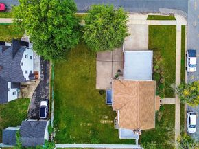 28 Elizabeth Avenue, Hempstead NY 11550