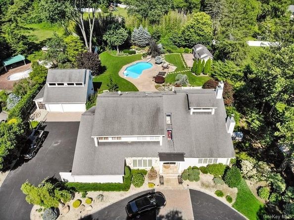 45 Westcliff Drive, Dix Hills NY 11746