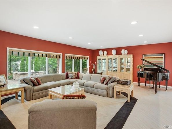 45 Westcliff Drive, Dix Hills NY 11746