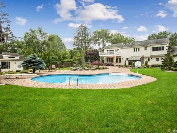 45 Westcliff Drive, Dix Hills NY 11746