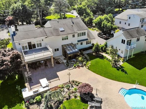 45 Westcliff Drive, Dix Hills NY 11746