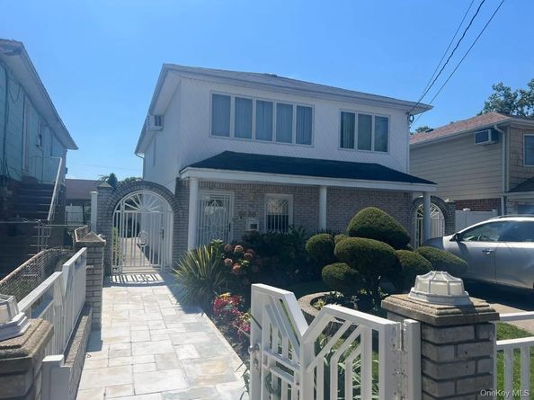89-08 164 Avenue, Howard Beach NY 11414