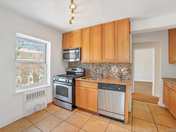 415 Gramatan Avenue 3J, Mount Vernon NY 10552