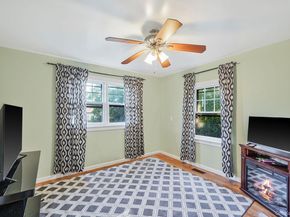 3 Fort Hill Road, Hampton Bays NY 11946