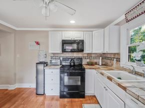 3 Fort Hill Road, Hampton Bays NY 11946