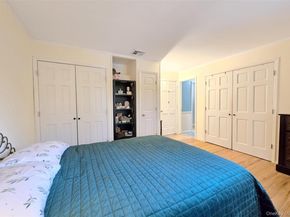 50 Hawthorne Street, Selden NY 11784
