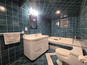 50 Hawthorne Street, Selden NY 11784