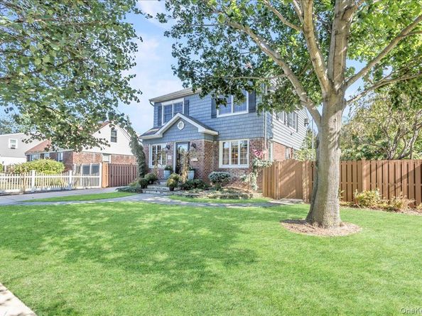 2186 McClellan Street, East Meadow NY 11554