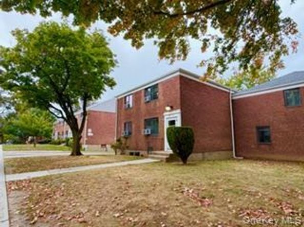 217-11 73 Avenue 2, Bayside NY 11364