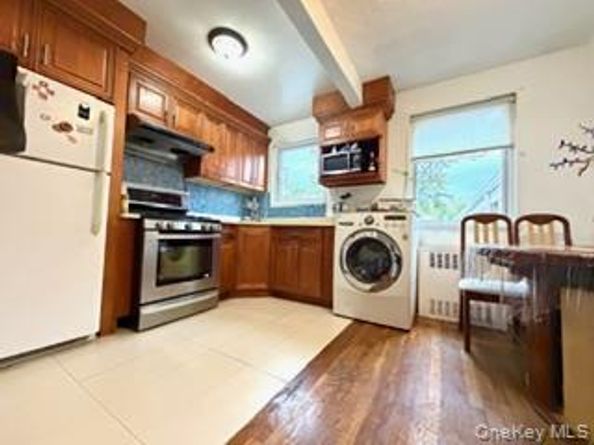 217-11 73 Avenue 2, Bayside NY 11364