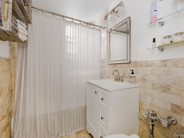 765 Bronx River Road 2i, Bronxville NY 10708