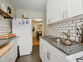 765 Bronx River Road 2i, Bronxville NY 10708