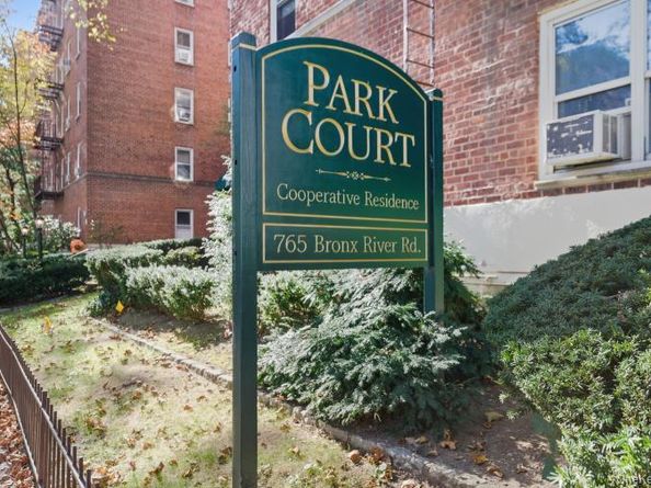 765 Bronx River Road 2i, Bronxville NY 10708