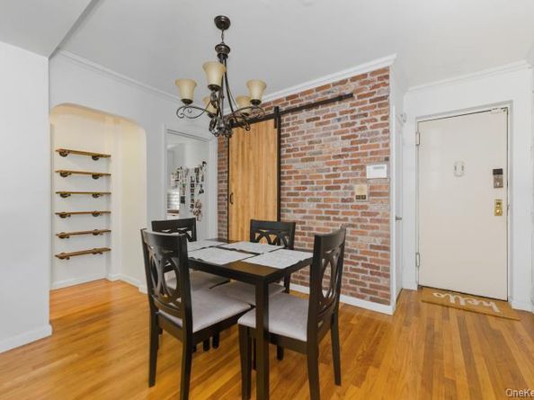 765 Bronx River Road 2i, Bronxville NY 10708