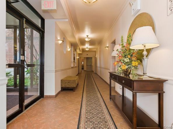 765 Bronx River Road 2i, Bronxville NY 10708