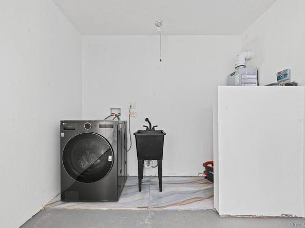 2675 Bellmore Avenue, Bellmore NY 11710