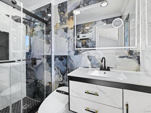 2675 Bellmore Avenue, Bellmore NY 11710