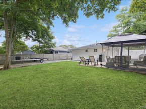 7 Pinetree Drive, Shirley NY 11967