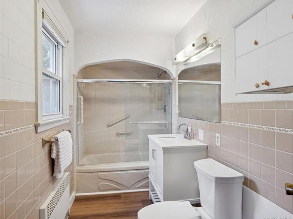 148 Woodhull Avenue, Riverside NY 11901