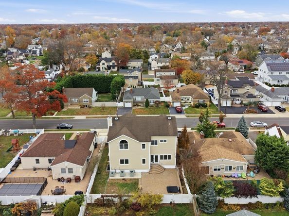 3328 Woodward Street, Oceanside NY 11572