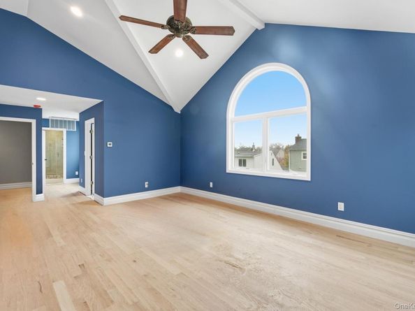 3328 Woodward Street, Oceanside NY 11572