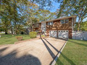 31 Virginia Court, Sayville NY 11782