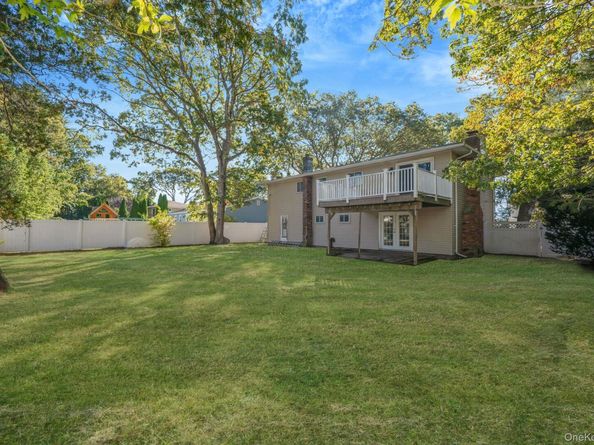31 Virginia Court, Sayville NY 11782
