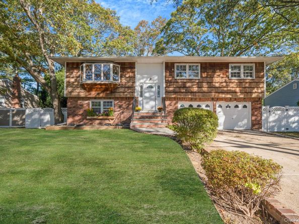 31 Virginia Court, Sayville NY 11782