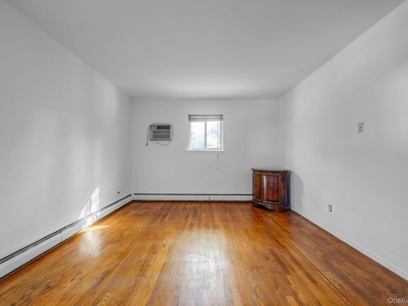 31 Virginia Court, Sayville NY 11782