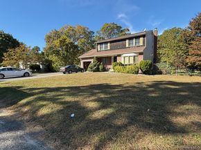 71 Banana Street, Central Islip NY 11722